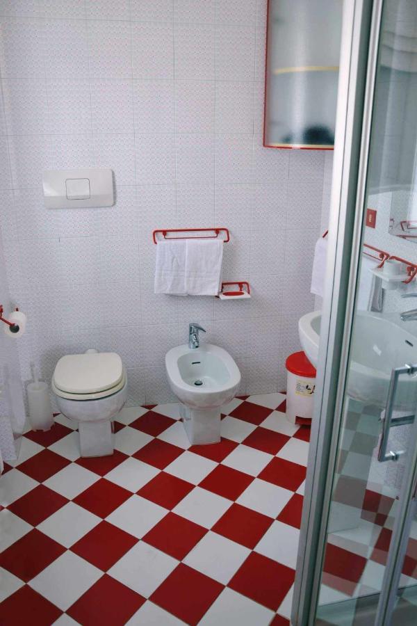Beb Cornelia Bed & Breakfast Atri Exterior foto